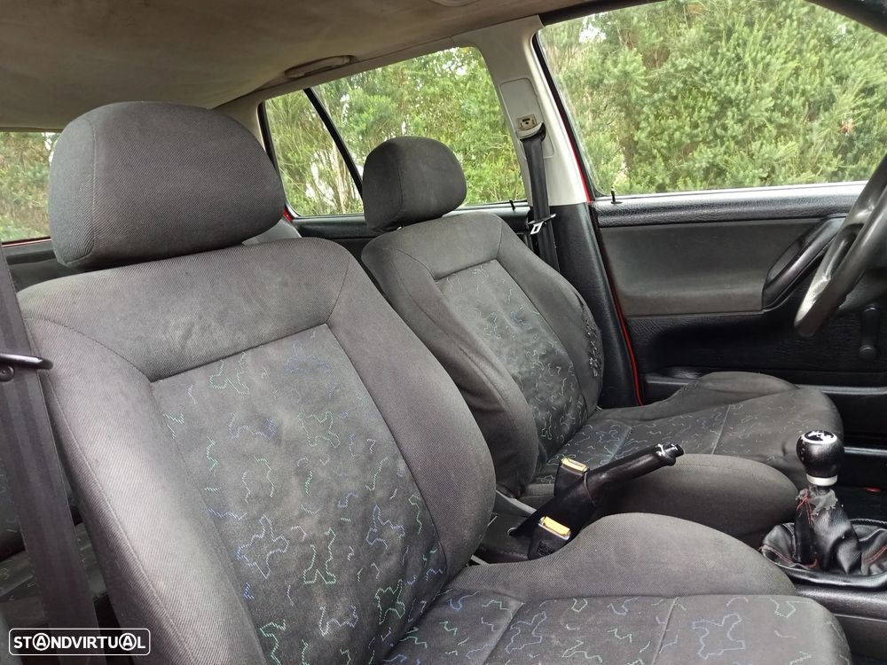 VW Golf 1.9 TDi GL - 29