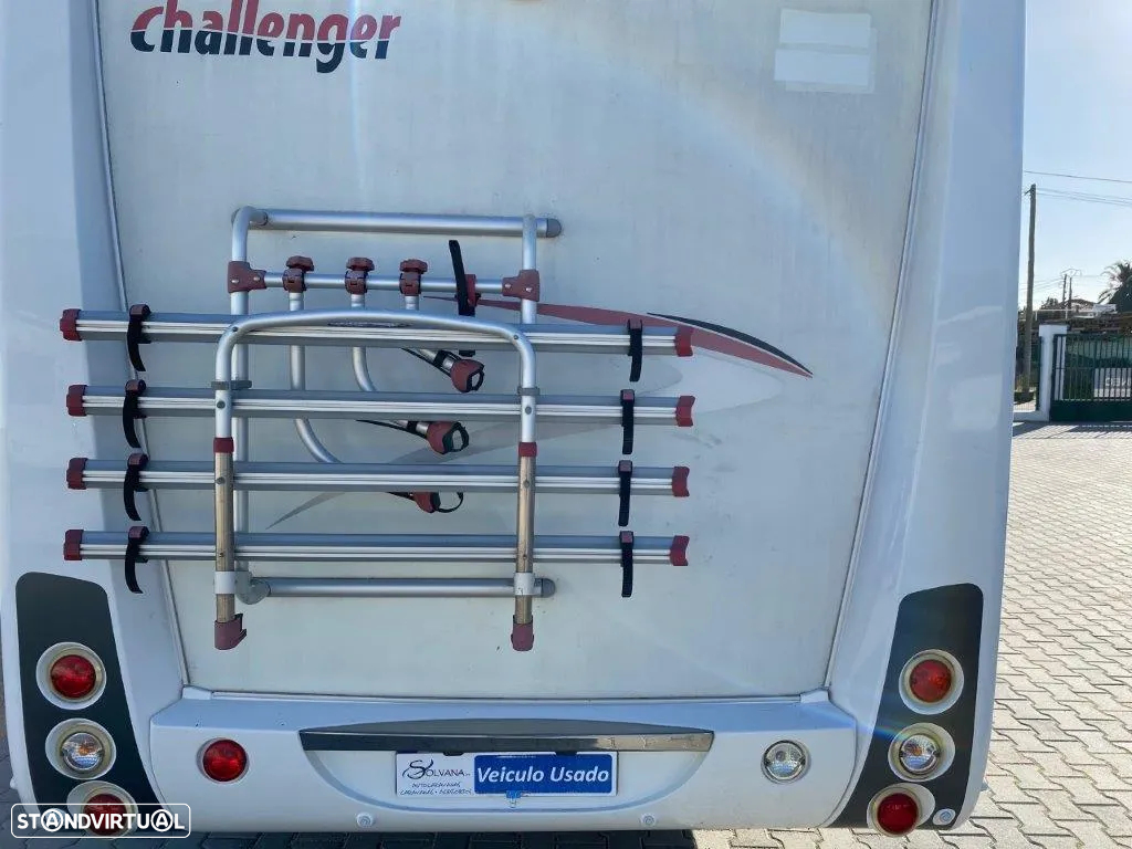Challenger Mageo 119 EB Cama Central/Basculante - 4