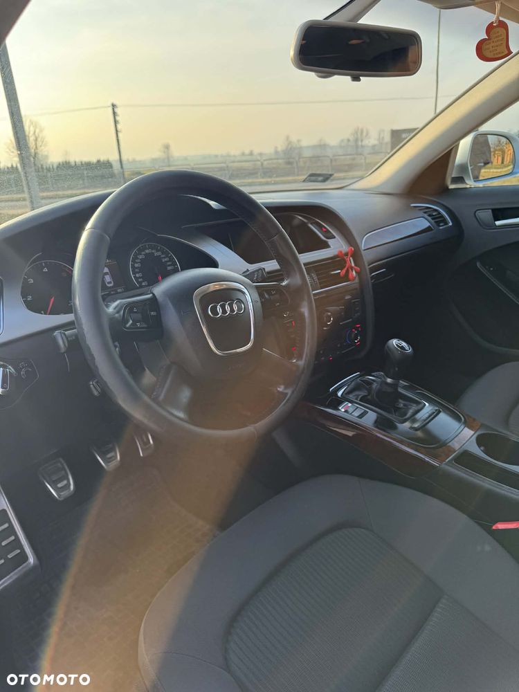 Audi A4 Limousine 2.0 TDI - 7