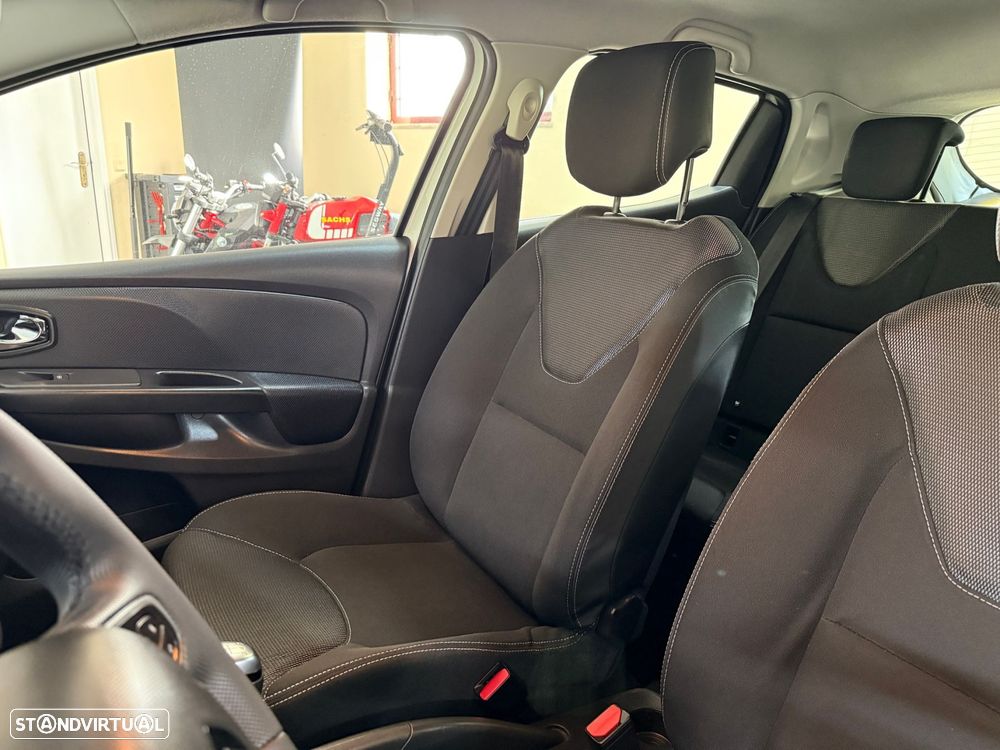 Renault Clio 1.5 dCi Dynamique Sport Edtion - 27