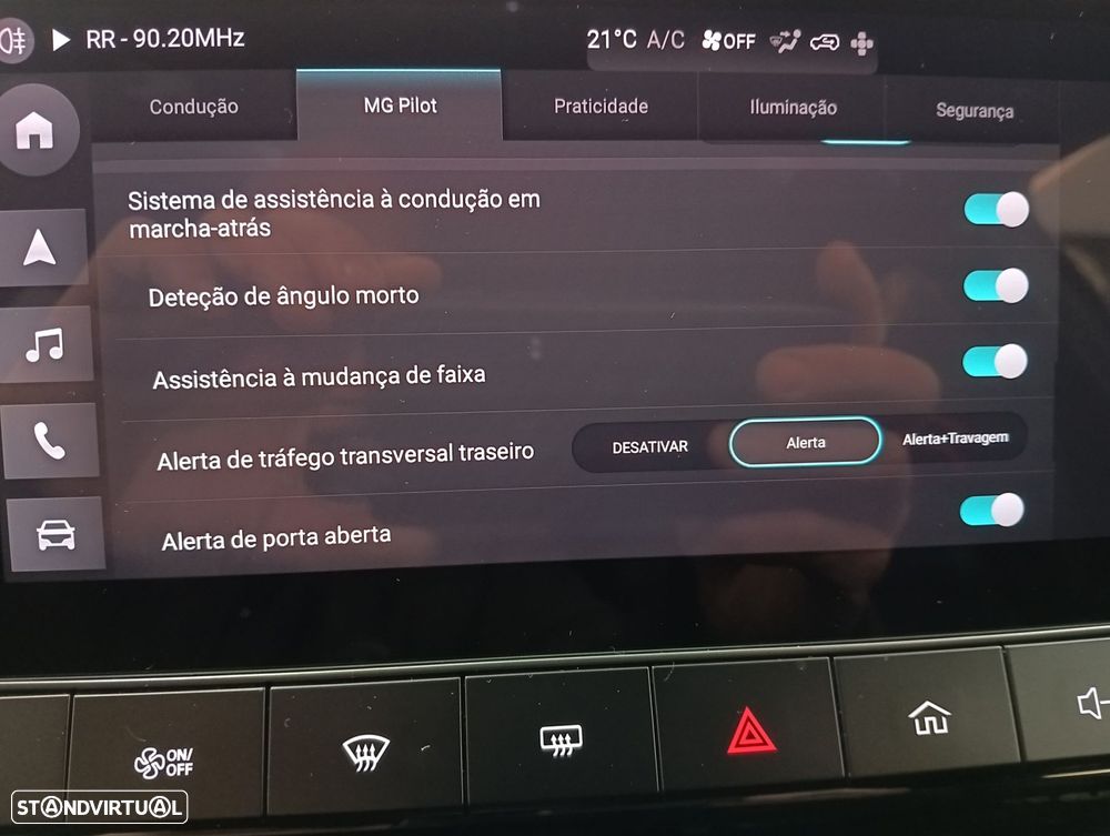 MG MG4 64 kWh Luxury - 20