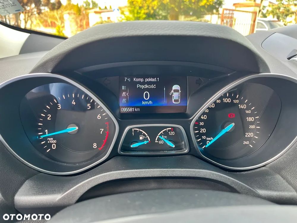 Ford Kuga 1.5 EcoBoost 2x4 Cool & Connect - 28