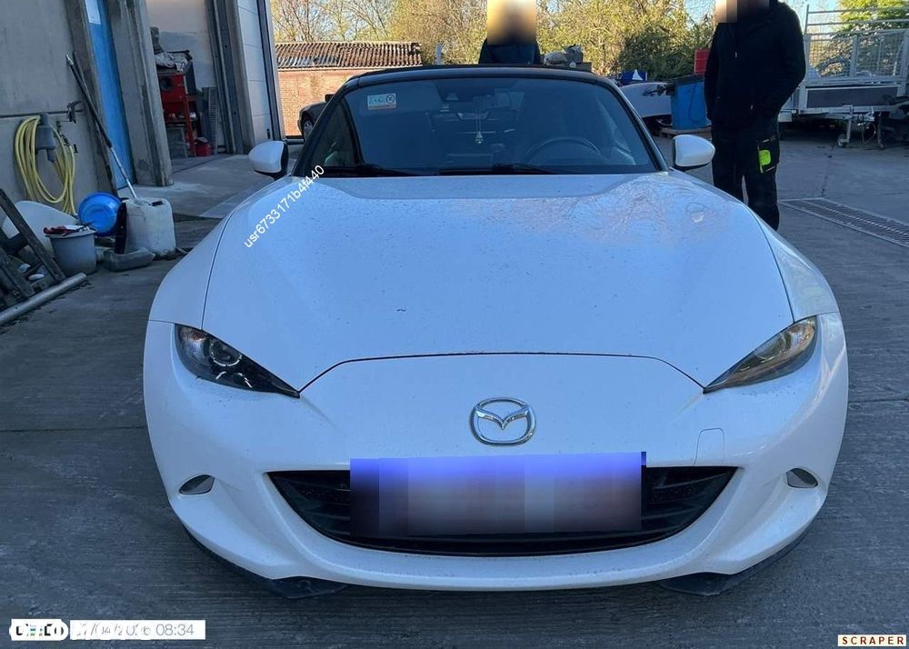 Mazda MX-5 RF SKYACTIV-G 160 Exclusive-Line - 4