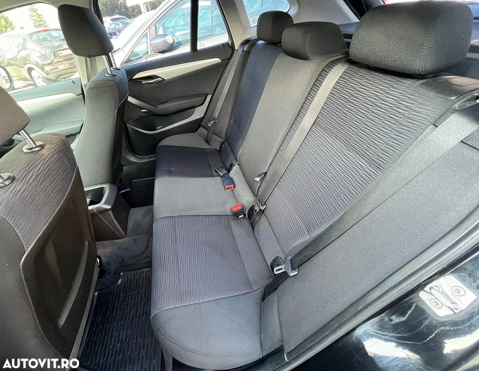 BMW X1 sDrive18i - 9