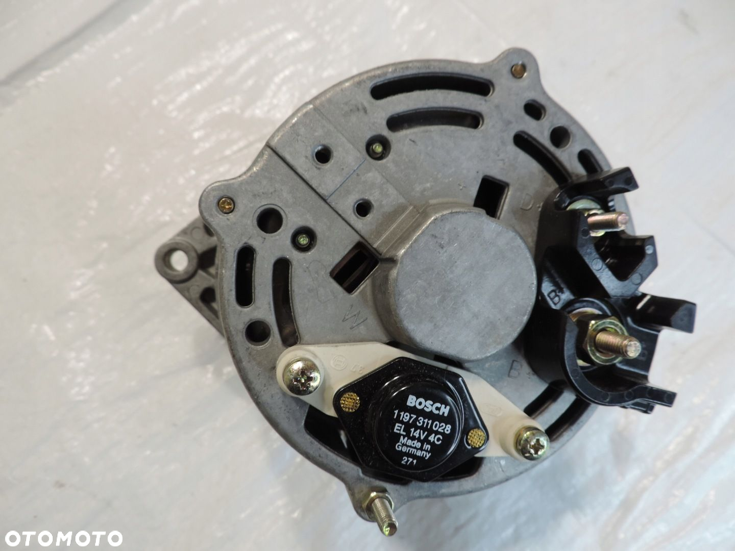 ALTERNATOR Opel Ascona C 90348697 0120488158 - 5