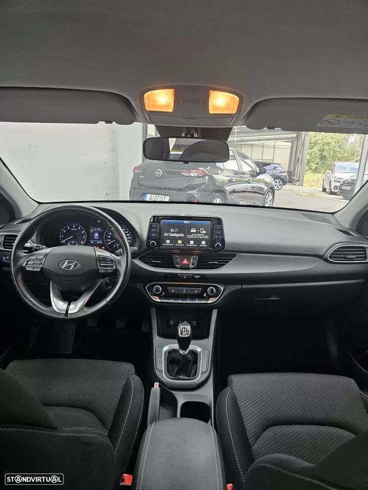 Hyundai i30 1.0 T-GDI Style — fotografia 33