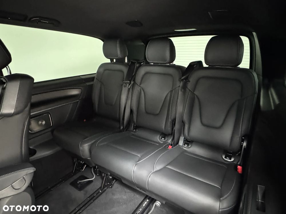 Mercedes-Benz Klasa V 300 d 4-Matic Exclusive 9G-Tronic (d³ugi) - 15