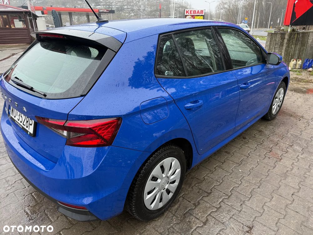 Skoda Fabia 1.0 Essence - 5