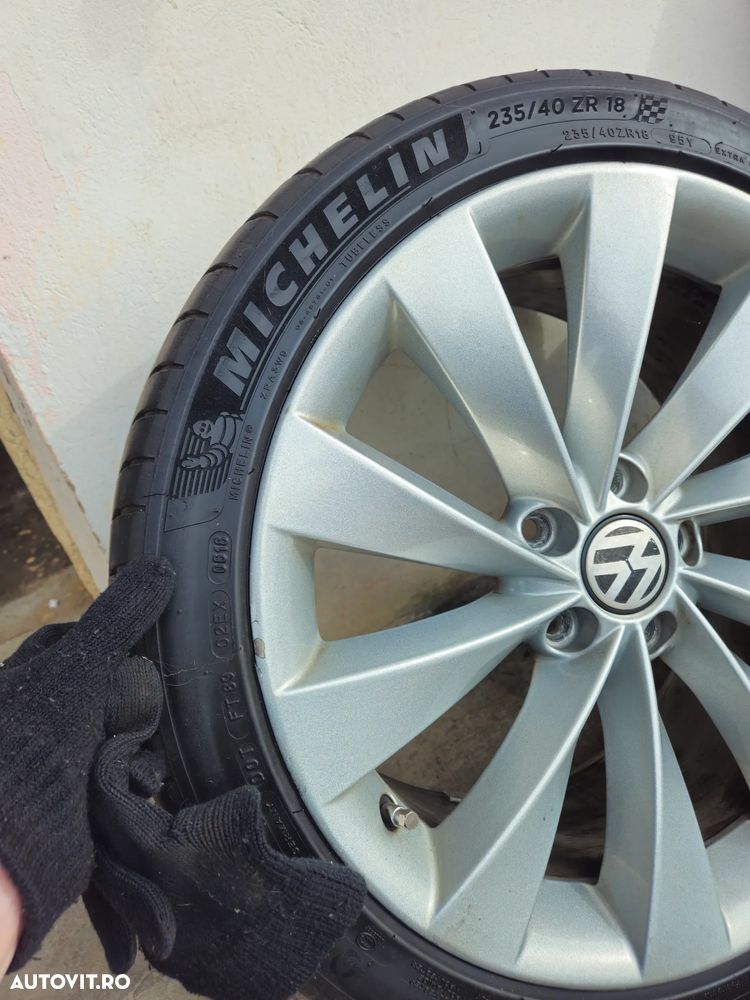 Volkswagen Passat CC - 34