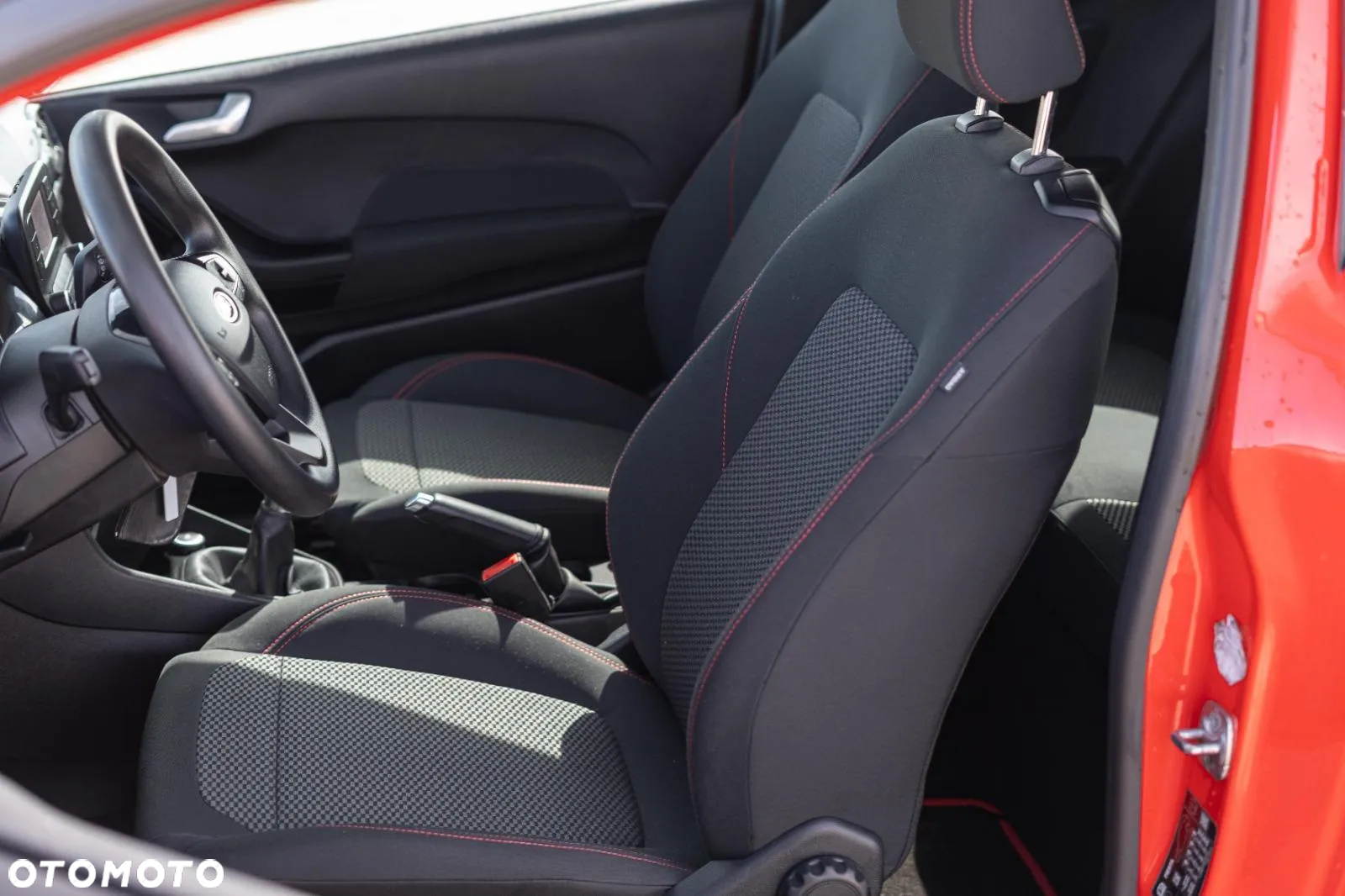 Ford Fiesta - 15