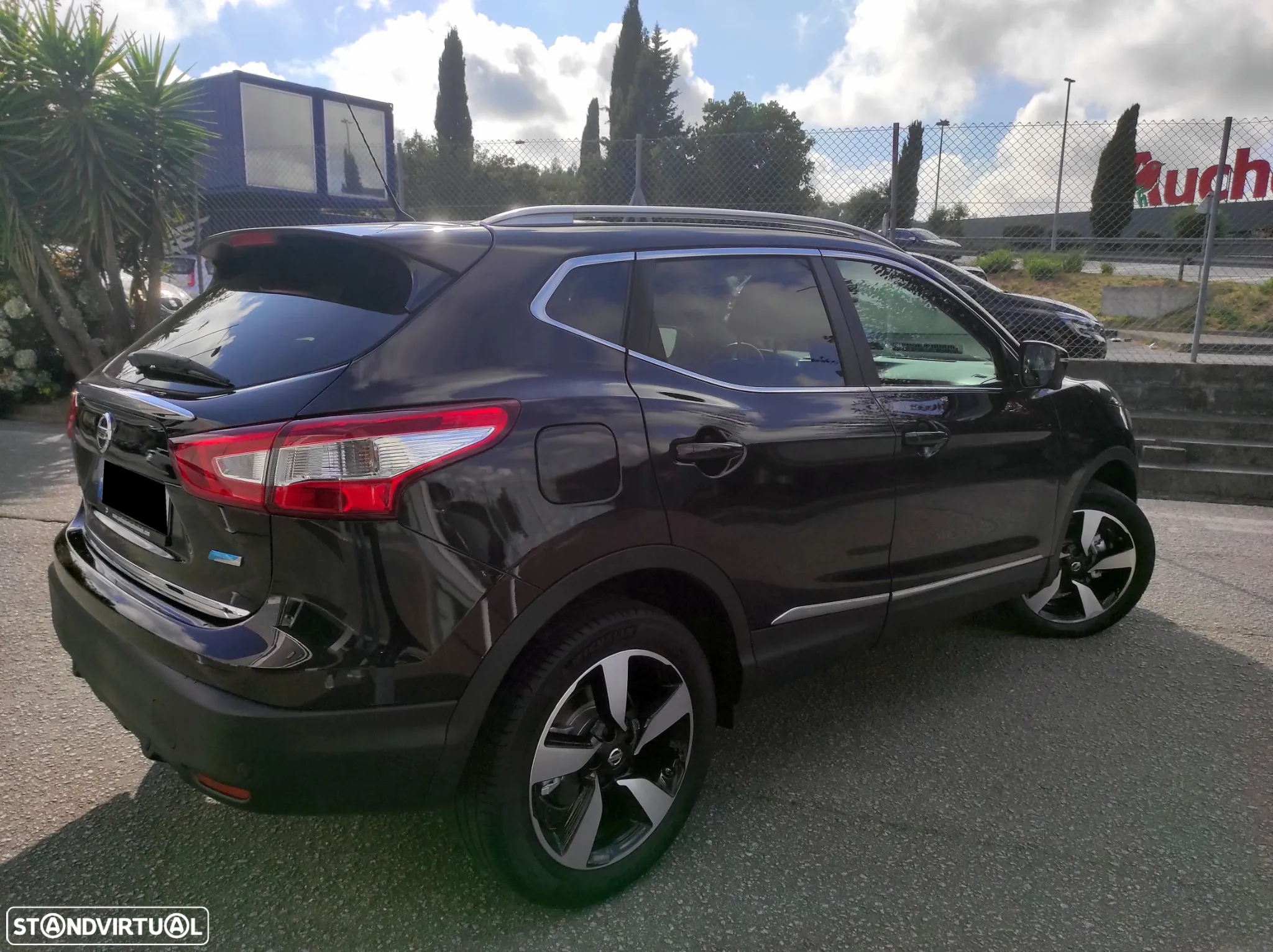 Nissan Qashqai 1.5 dCi N-Connecta 18 - 4