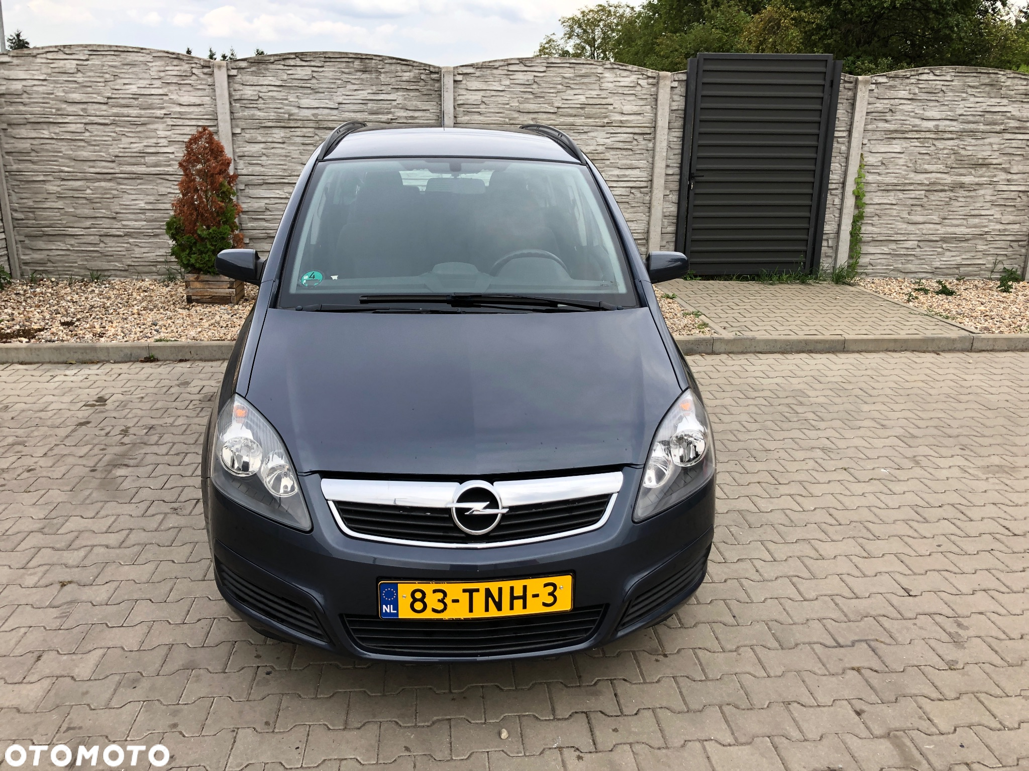 Opel Zafira 1.8 Cosmo - 20