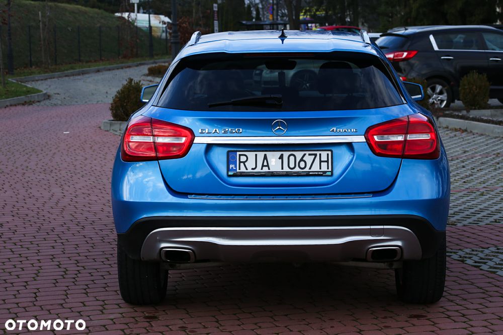 Mercedes-Benz GLA 250 4Matic 7G-DCT Edition 1 - 6