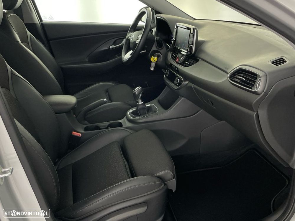 Hyundai i30 Fastback 1.0 T-GDI Style - 23