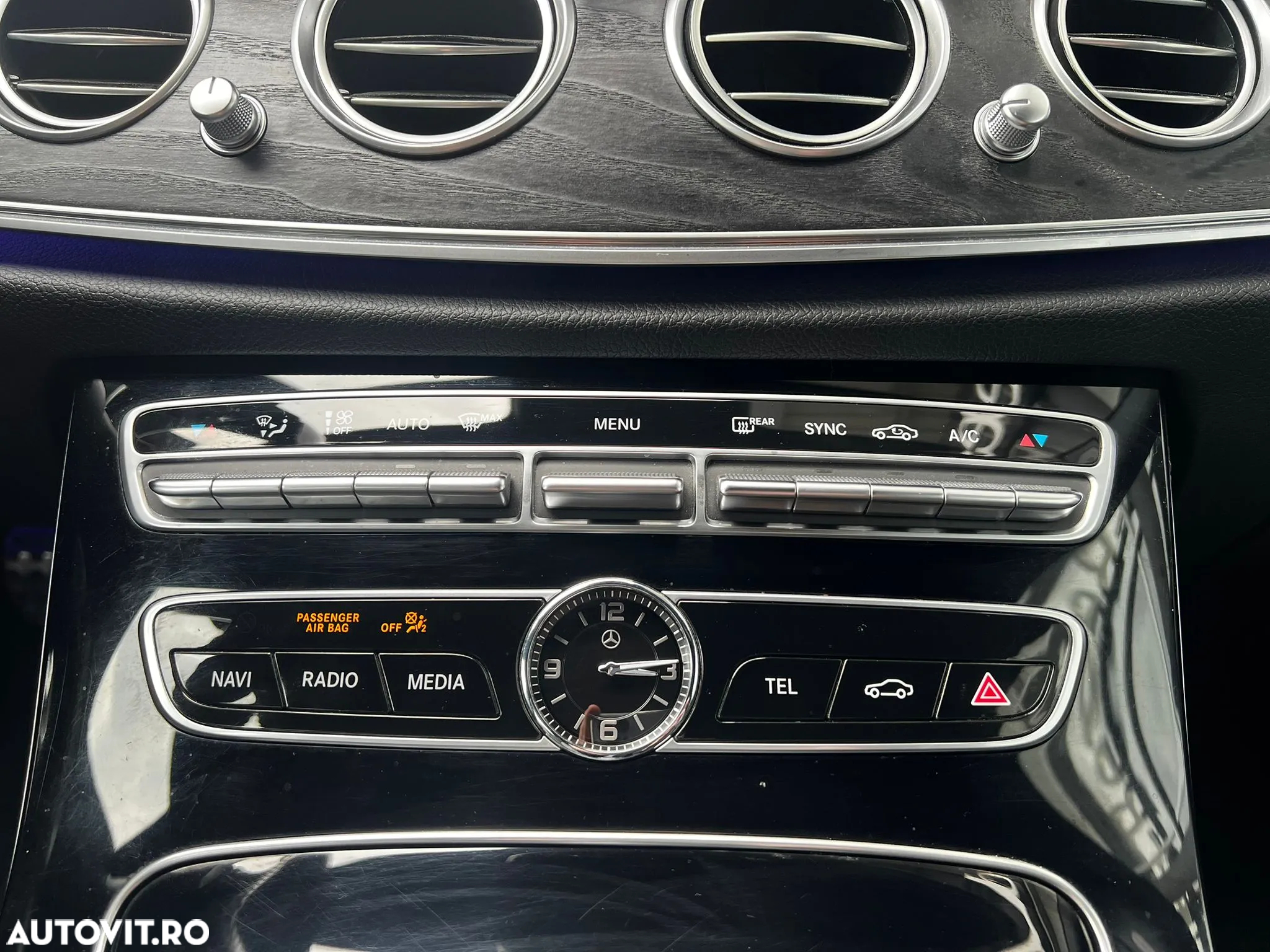 Mercedes-Benz E 220 d 4MATIC Aut. - 14