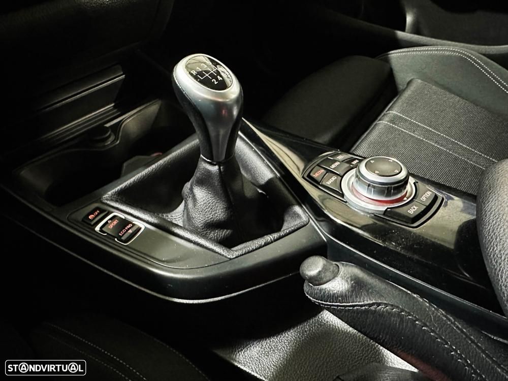 BMW 116 d EDynamics Line Sport - 34