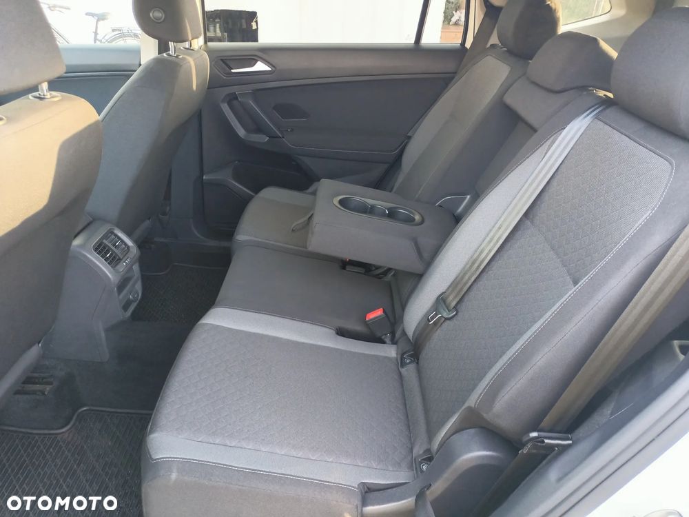 Volkswagen Tiguan - 18