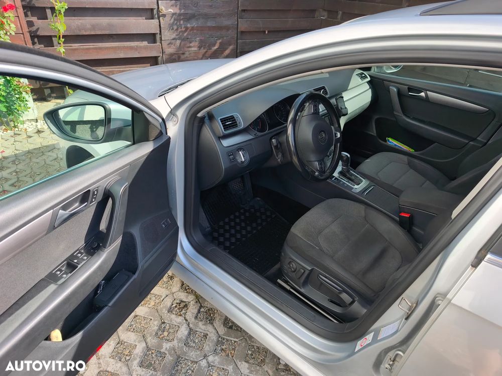 Volkswagen Passat Variant 2.0 Blue TDI DSG SCR Trendline - 6