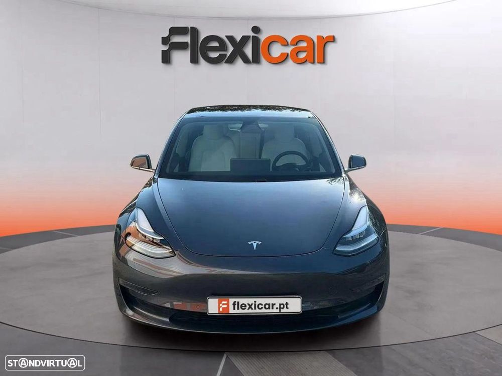Tesla Model 3 - 2