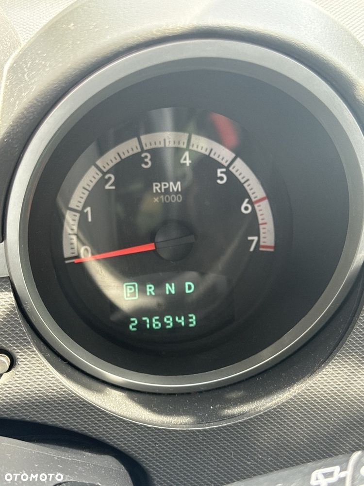 Dodge Nitro 4.0 V6 RT - 13