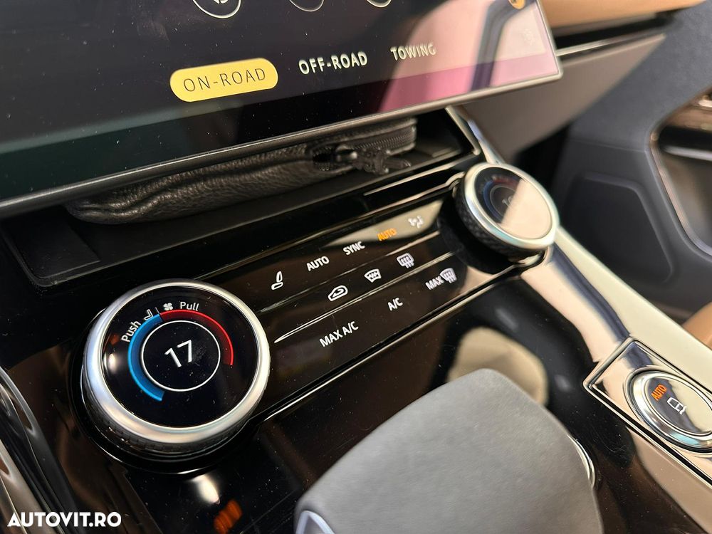 Land Rover Range Rover Sport - 16