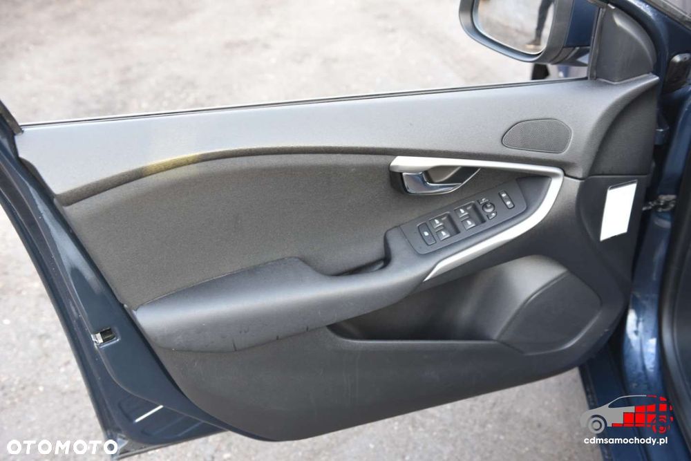Volvo V40 - 13