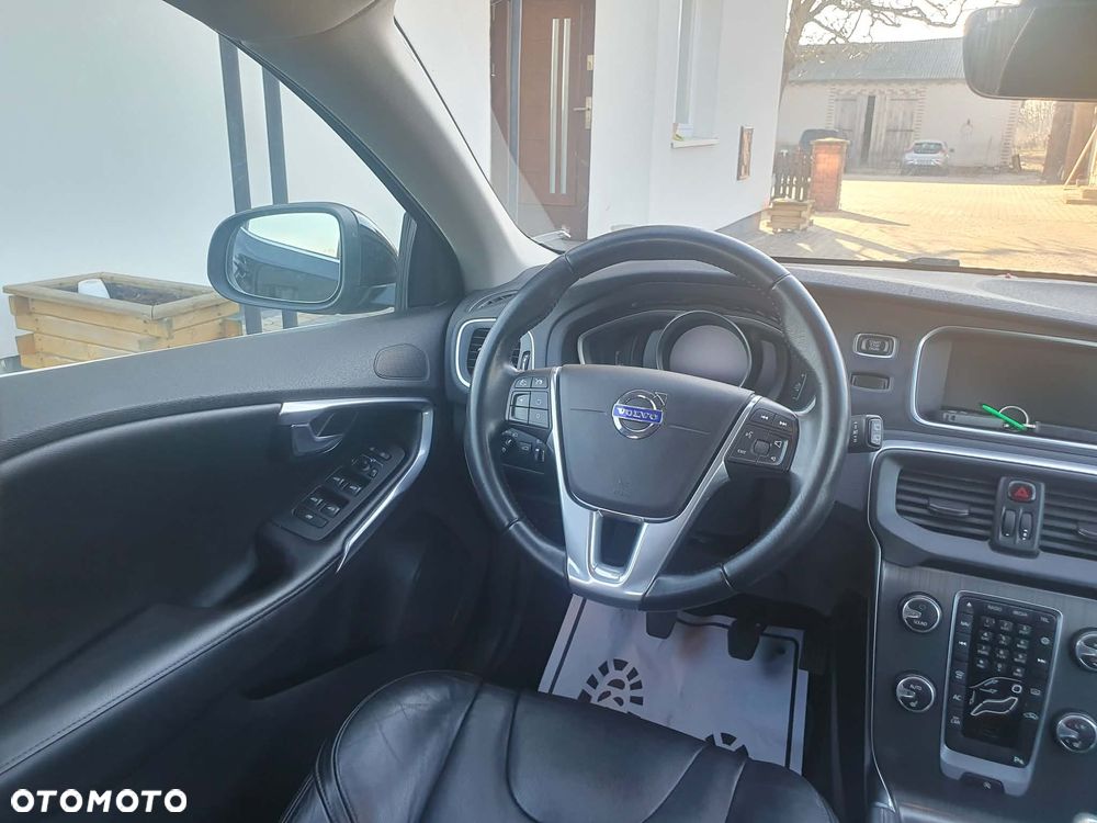 Volvo V40 D2 Summum - 5