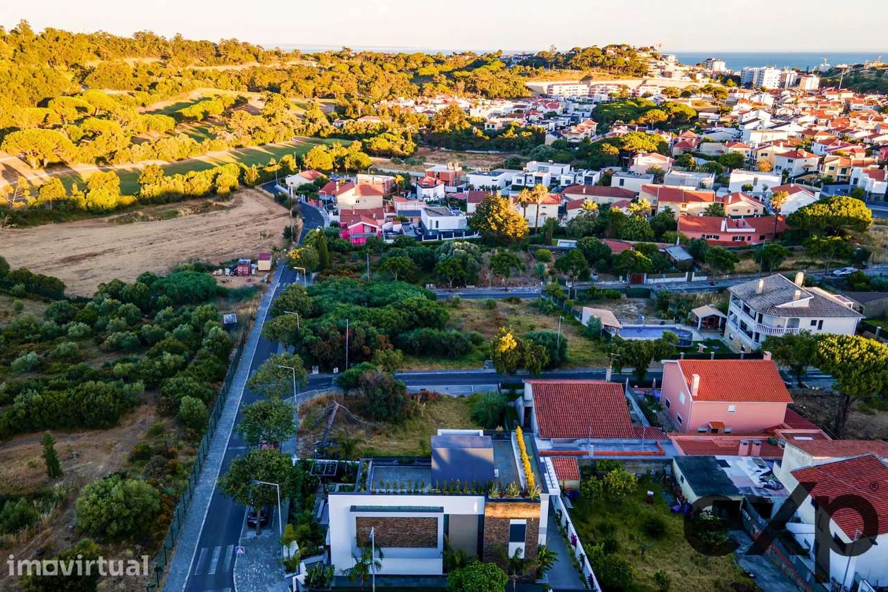 Moradia de Luxo Única no Golfe do Estoril - T3 Suites com Resort Priva - Grande imagem: 5/52
