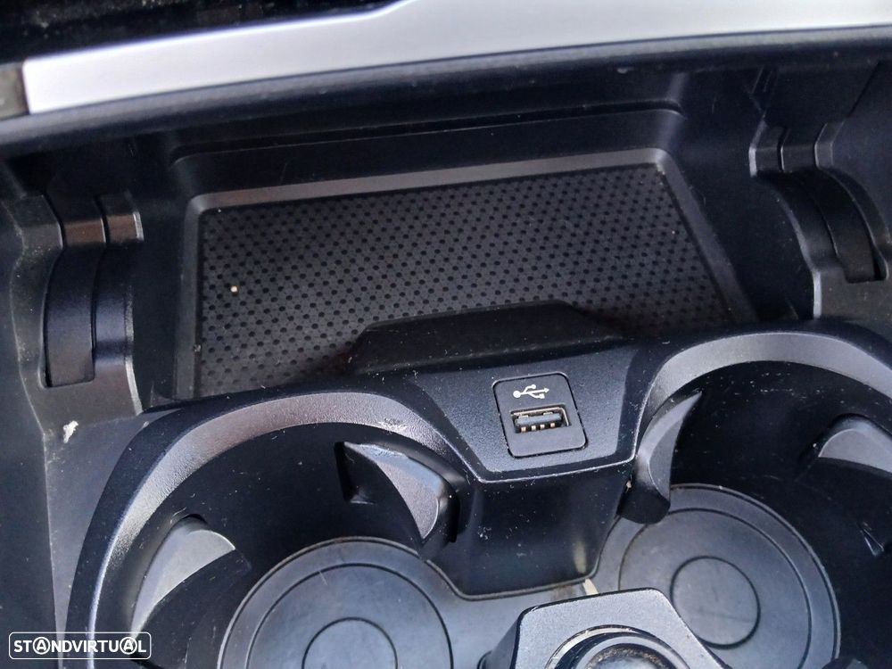 BMW 320 d Auto - 31