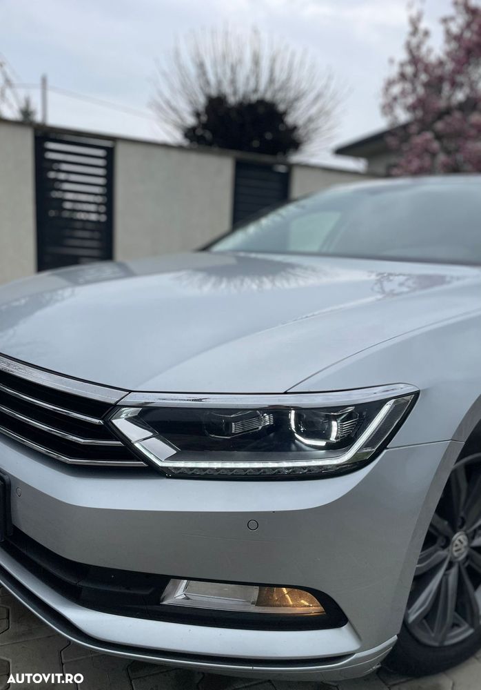 Volkswagen Passat 2.0 TDI (BlueMotion Technology) Highline - 8