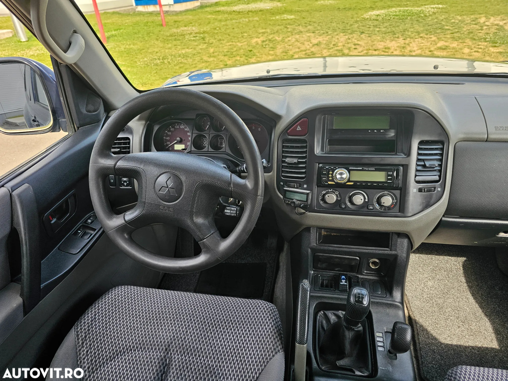 Mitsubishi Pajero - 7