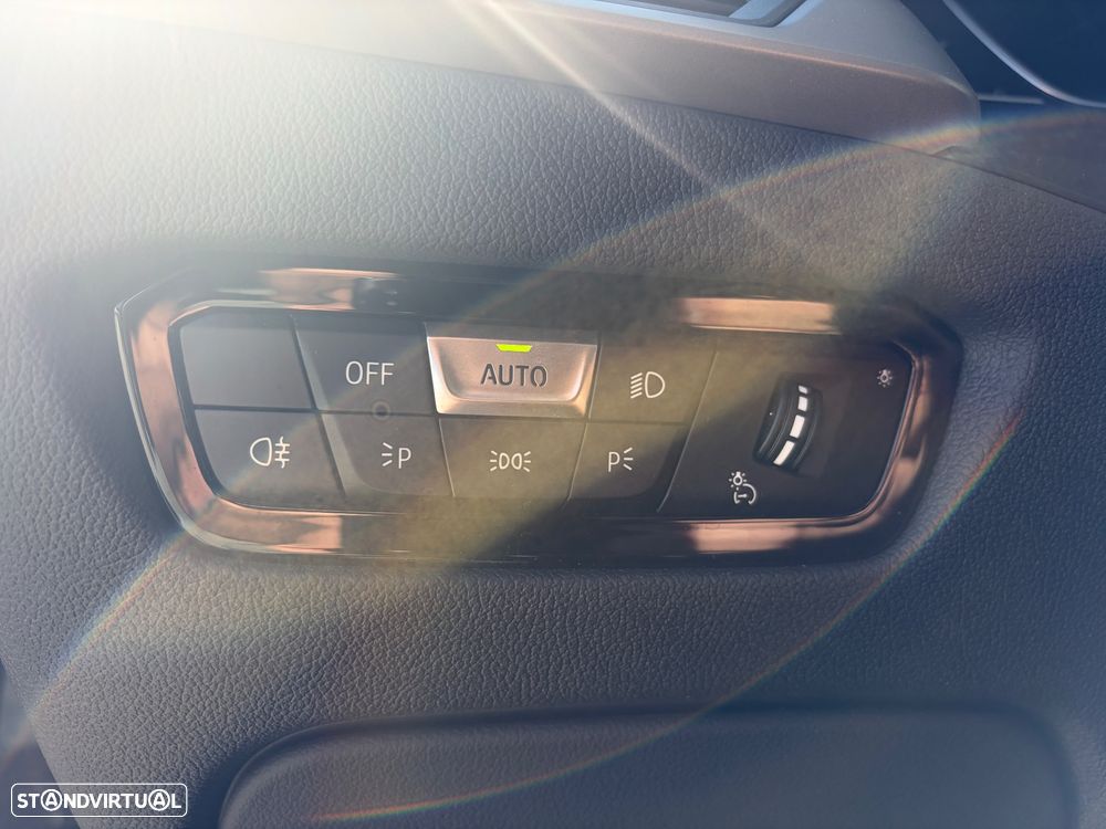 BMW 330 e Corporate Edition Auto - 14