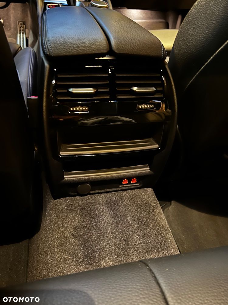 BMW Seria 5 520d M Sport sport - 18