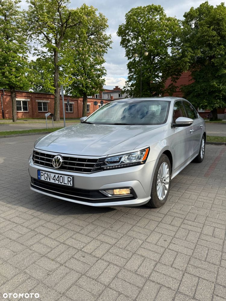 Volkswagen Passat 1.8 TSI BMT Highline DSG - 2