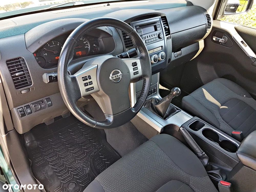 Nissan Navara 2.5 D XE Long - 13