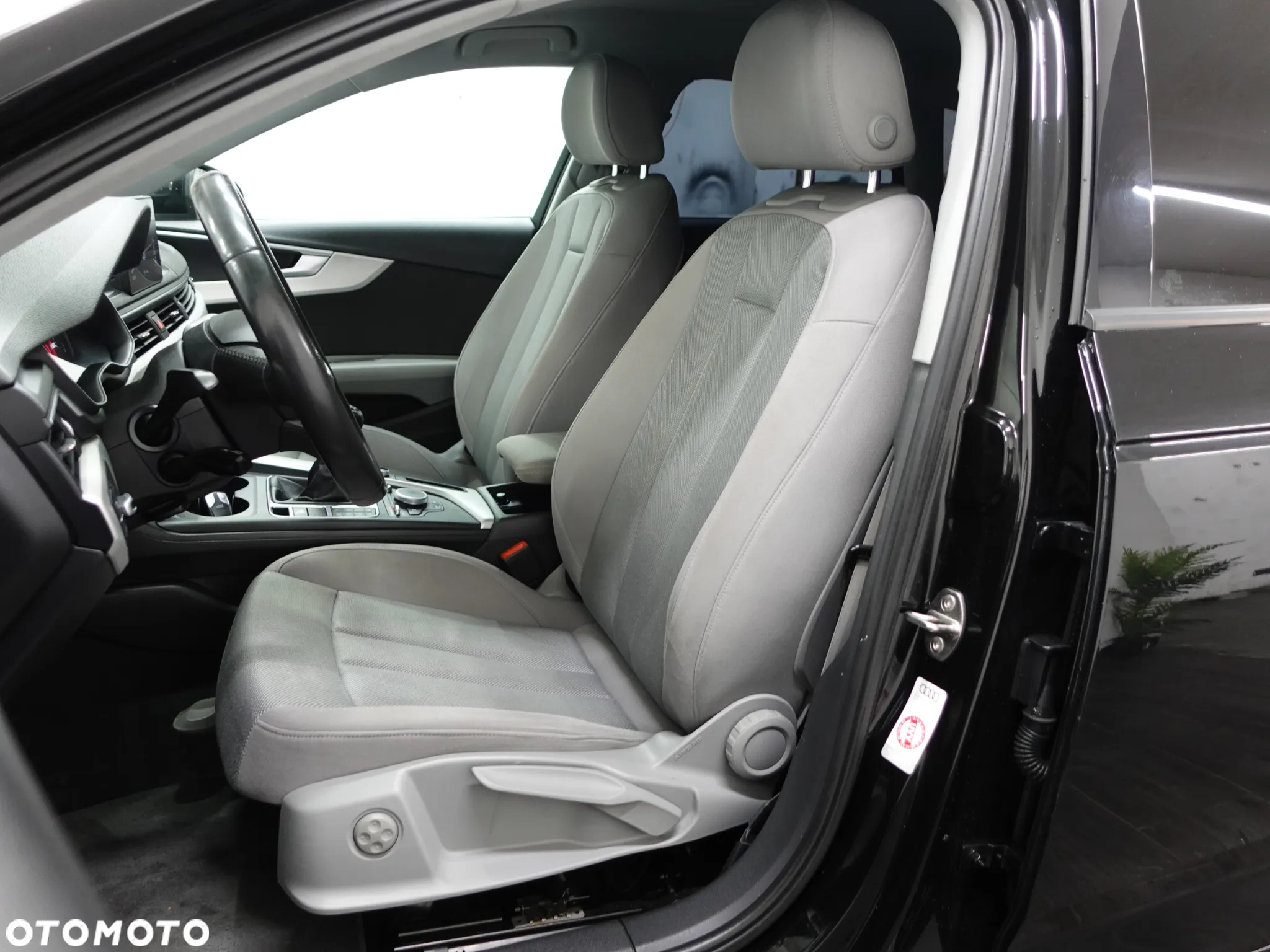 Audi A4 Avant 2.0 TDI - 23