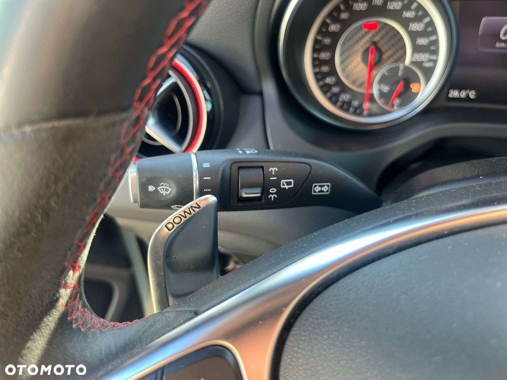 Mercedes-Benz GLA AMG 45 4Matic AMG Speedshift 7G-DCT AMG Night Edition - 12