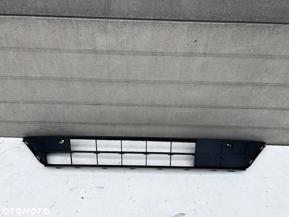 FORD GALAXY MK3 LIFT LM2B KRATKA ZDERZAK GRILL ATRAPA ŚRODKOWA NA PDC LM2B17A754