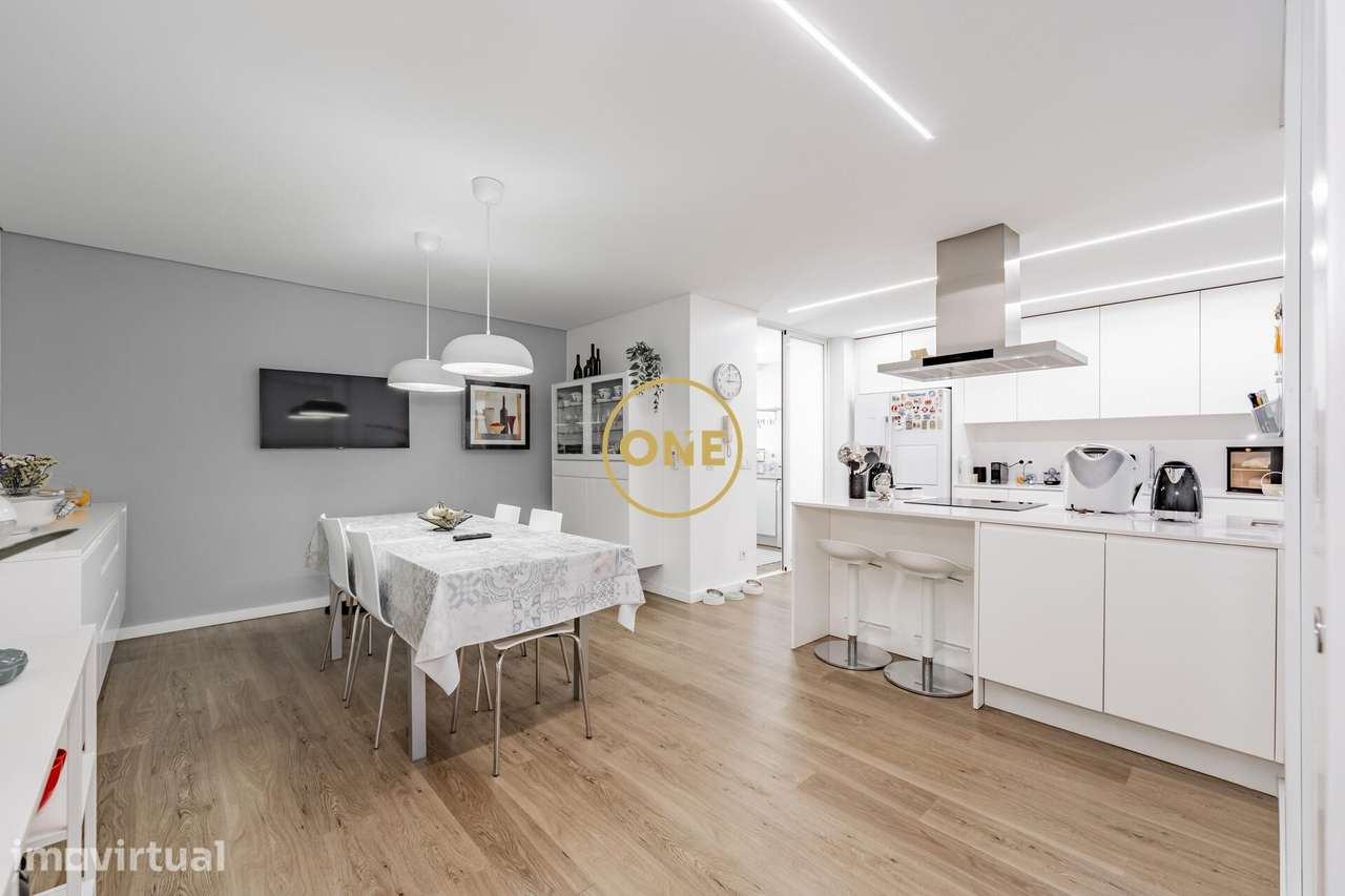 T4 Exclusivo no Centro da Trofa | Último Piso | 225 m2 | Estúdio Indep - Grande imagem: 5/42