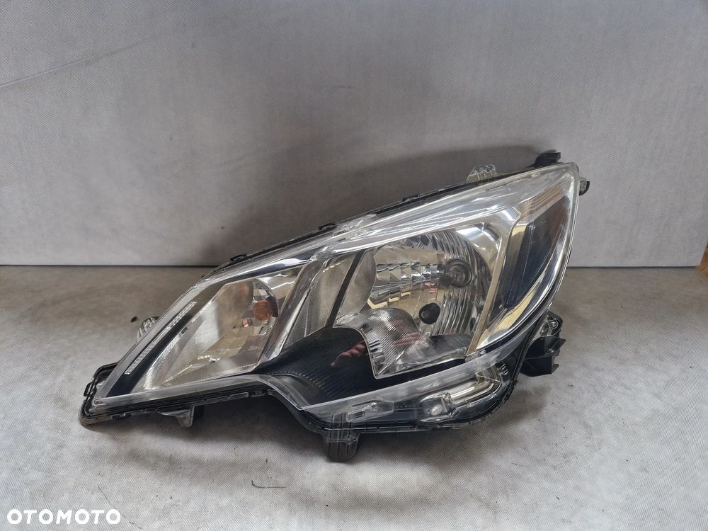 Mitshubishi Space Star spacestar lift 2 Lampa Lewa