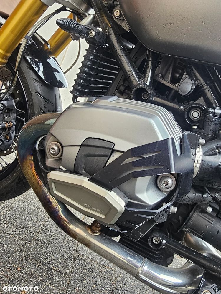 BMW R - 12