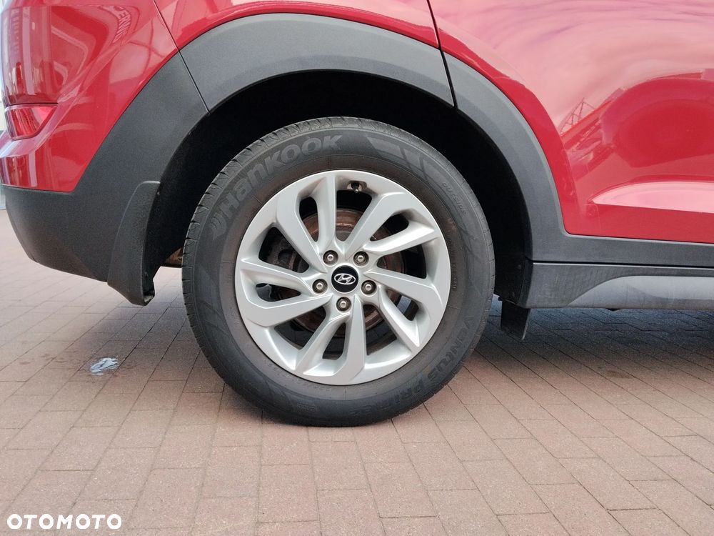 Hyundai Tucson 1.6 GDI BlueDrive GO 2WD - 27