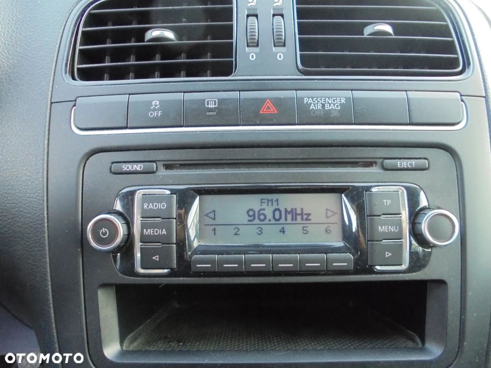 Volkswagen Polo 1.2 Comfortline - 17