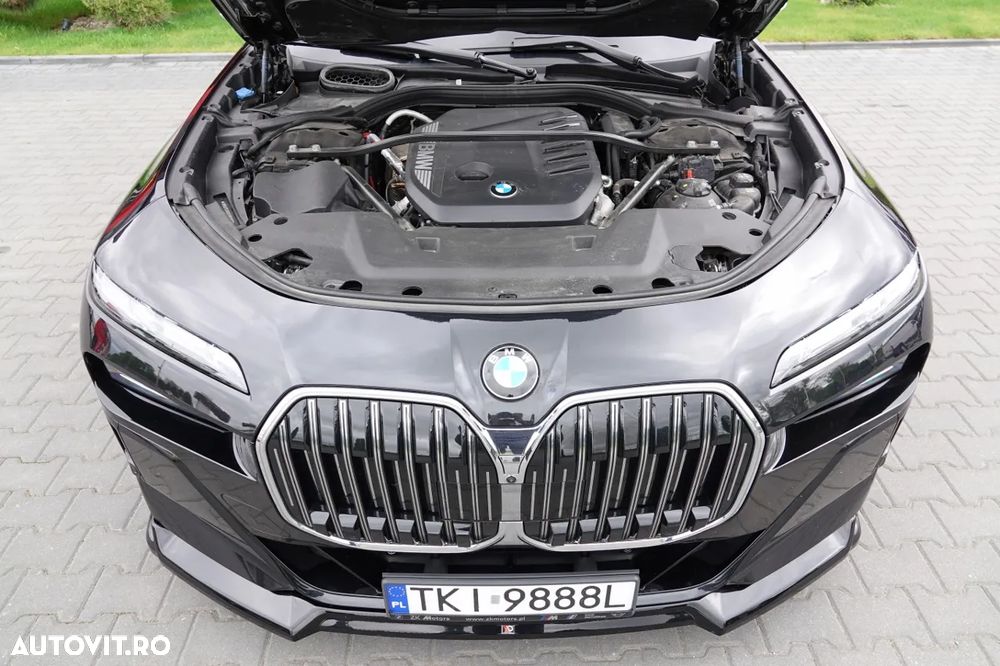 BMW Seria 7 730d xDrive MHEV - 20