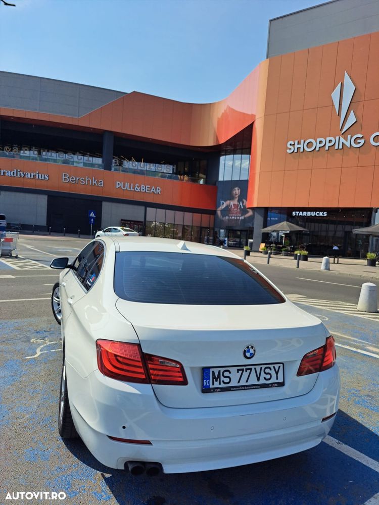 BMW Seria 5 520d Aut. - 3