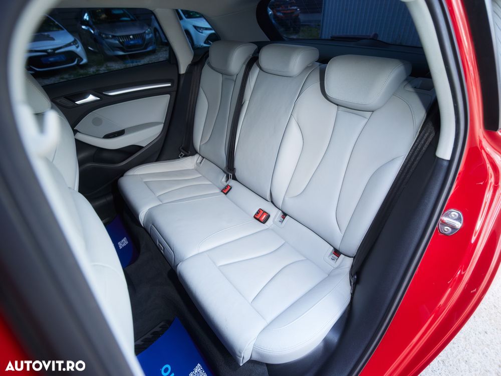 Audi A3 2.0 TDI DPF quattro S line Sportpaket - 19