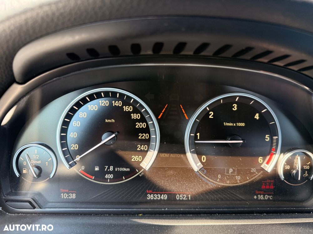 BMW Seria 5 520d Aut. - 10