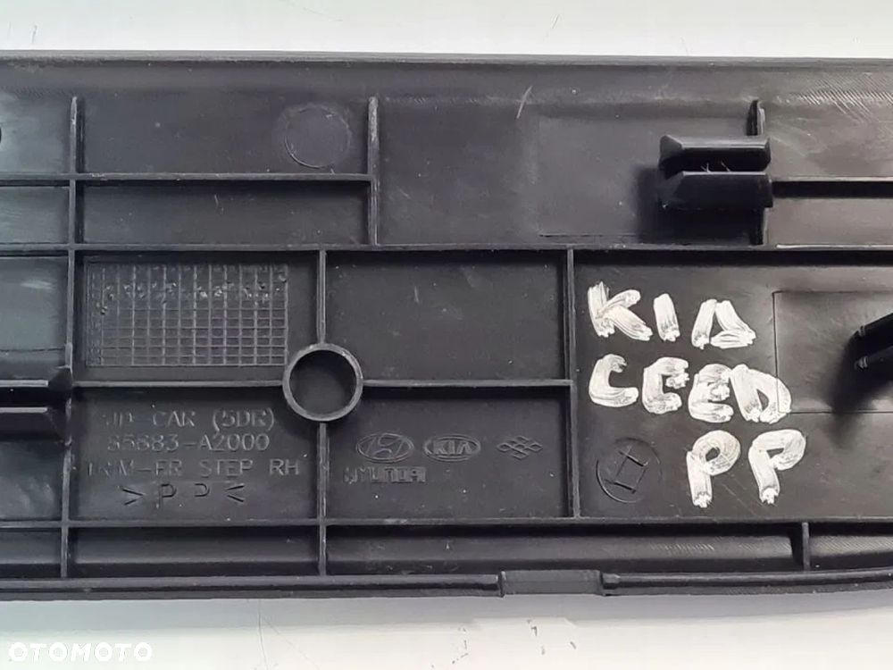 LISTWA NAKŁADKA PROGU PRZÓD PRAWA KIA CEED II - 5