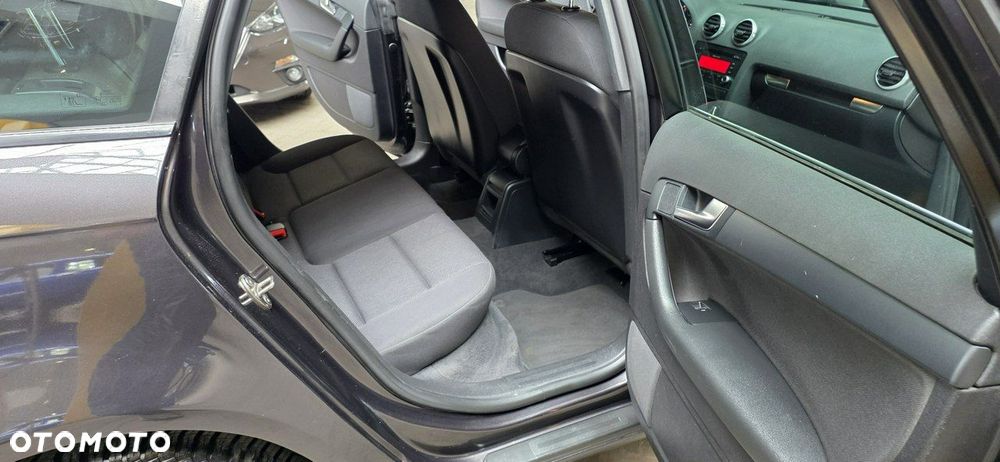 Audi A3 Sportback - 14