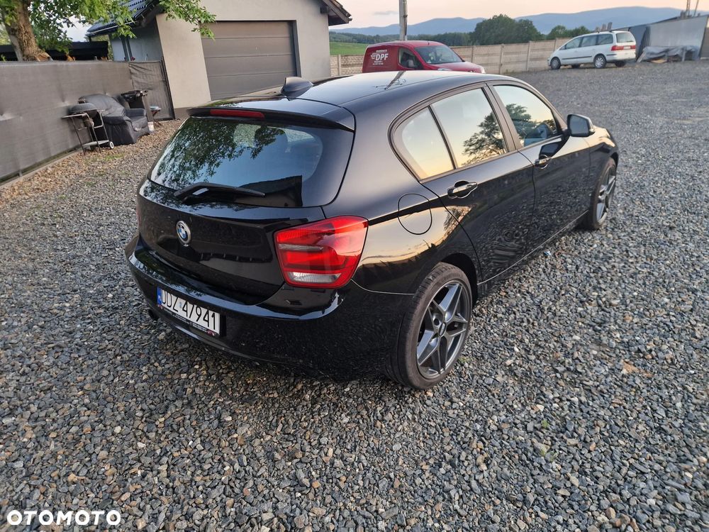 BMW Seria 1 116i - 13